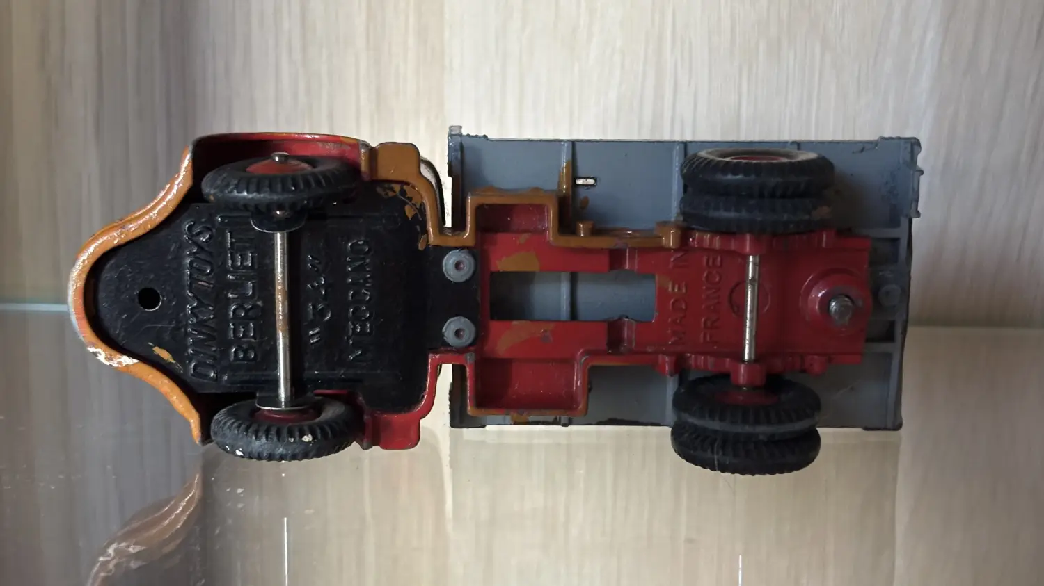 Berliet TBO Dinky Toys – Camion plateau vintage (France)