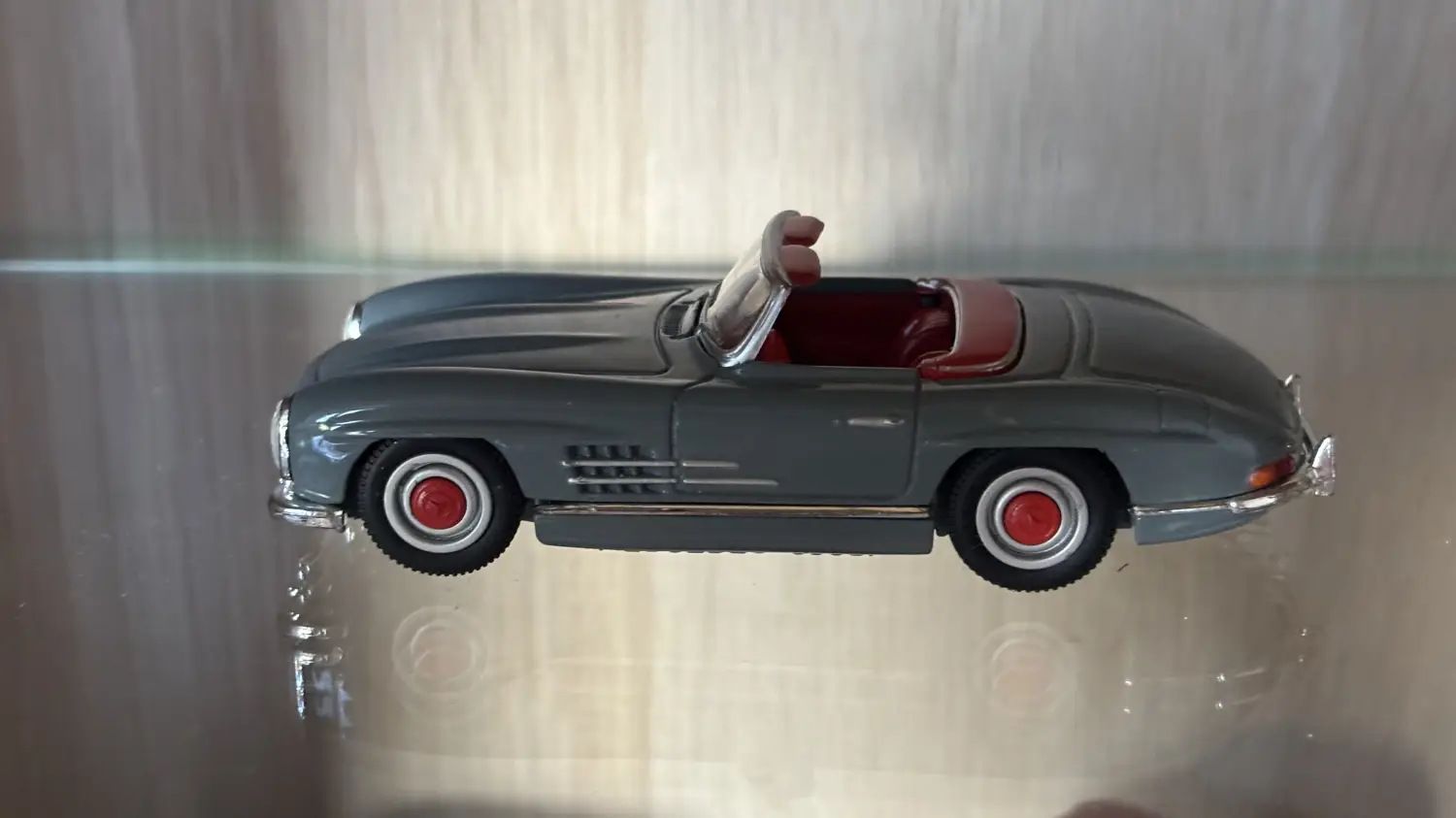 Mercedes-Benz 300SL Roadster – Corgi 1/43