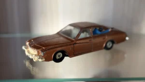 Buick Regal Kojak – Corgi avec tireur, 1/36