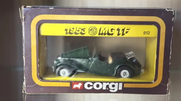 MG TF 1953 - Corgi 1/43 (Réf. 812)
