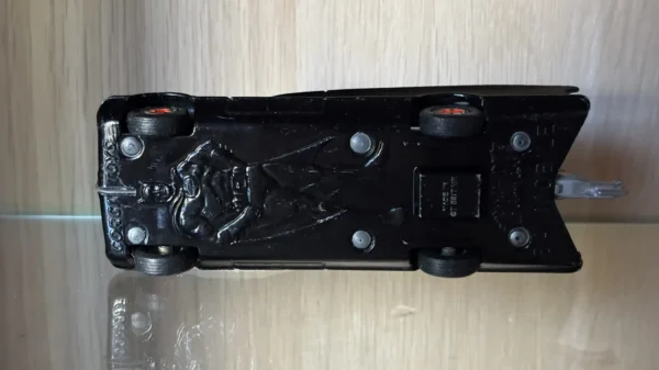 Batmobile Corgi 1/43 avec Batman & Robin - Amenic